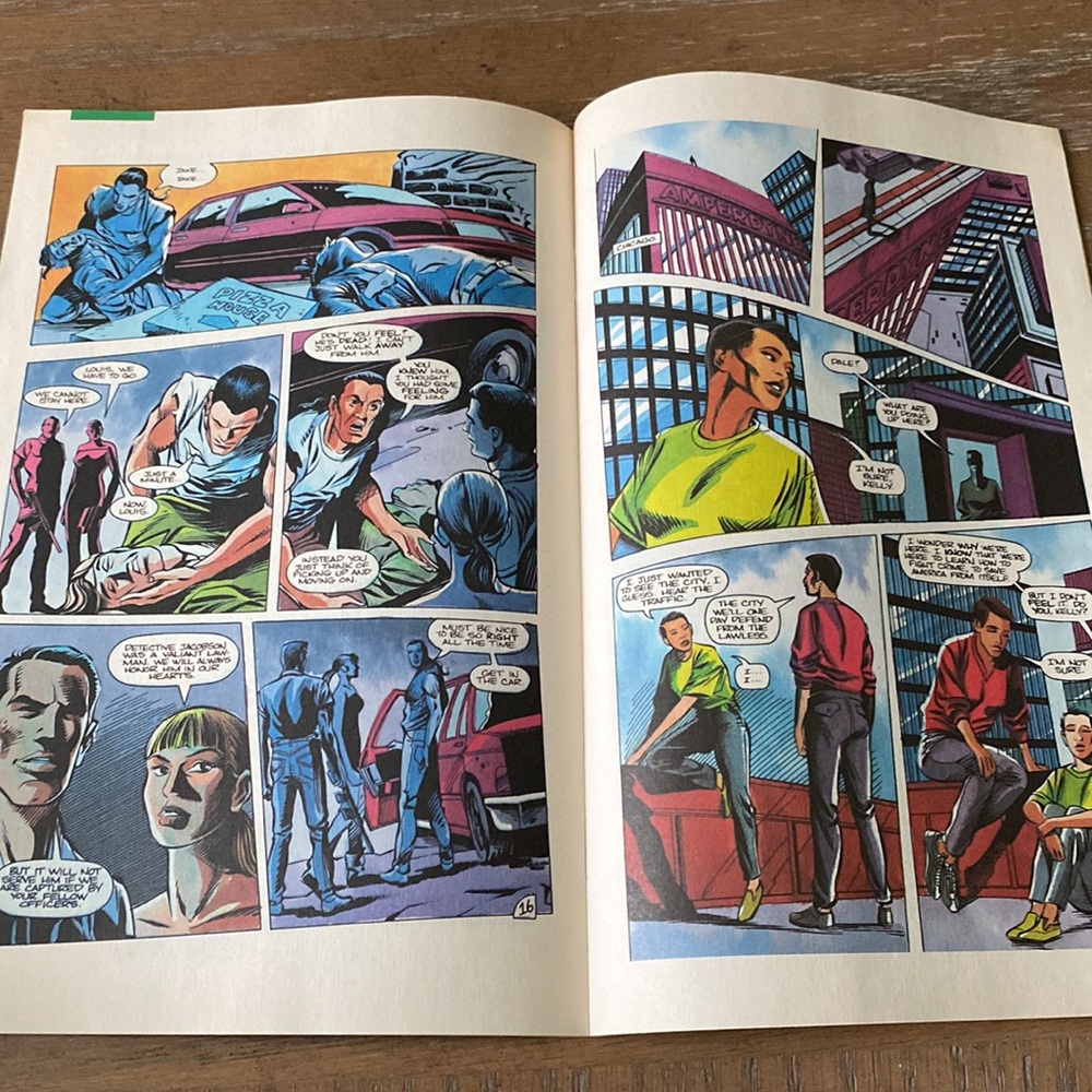 Original Supercops Comic Book - Picture 8 of 8